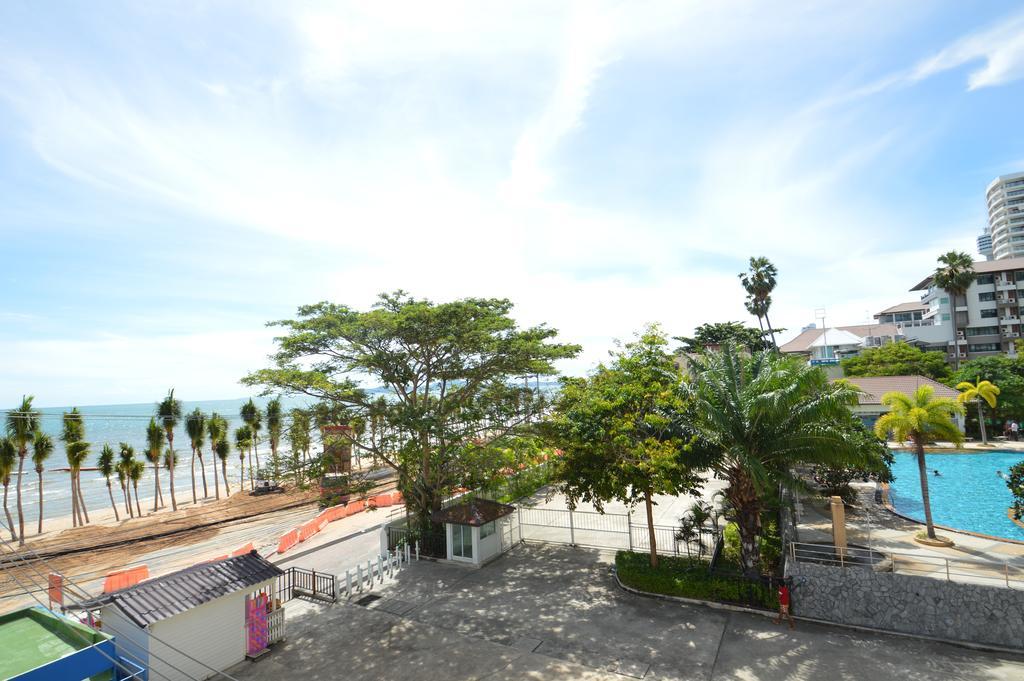 D.D. Inn Beach Guesthouse Pattaya Exterior photo